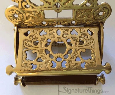 SignatureThings | Victorian Toilet Paper Holder - Brass Tissue Holder