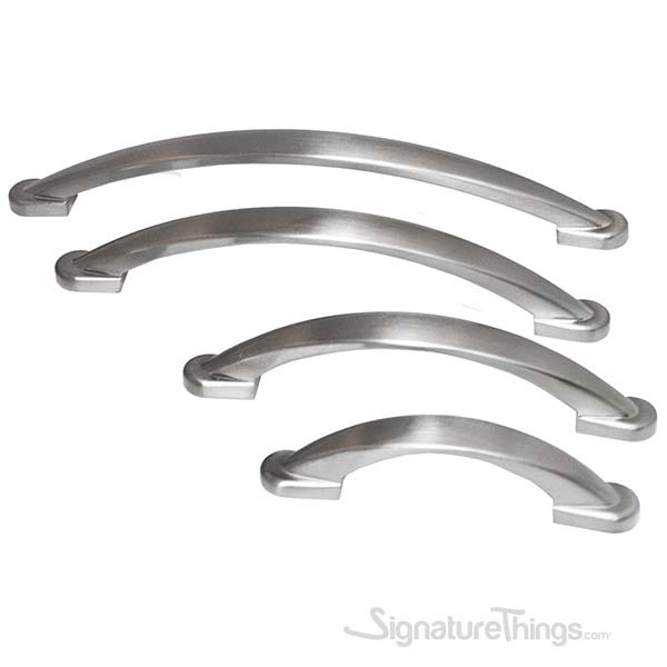 SignatureThings | Antique Roma Curved Cabinet Pulls